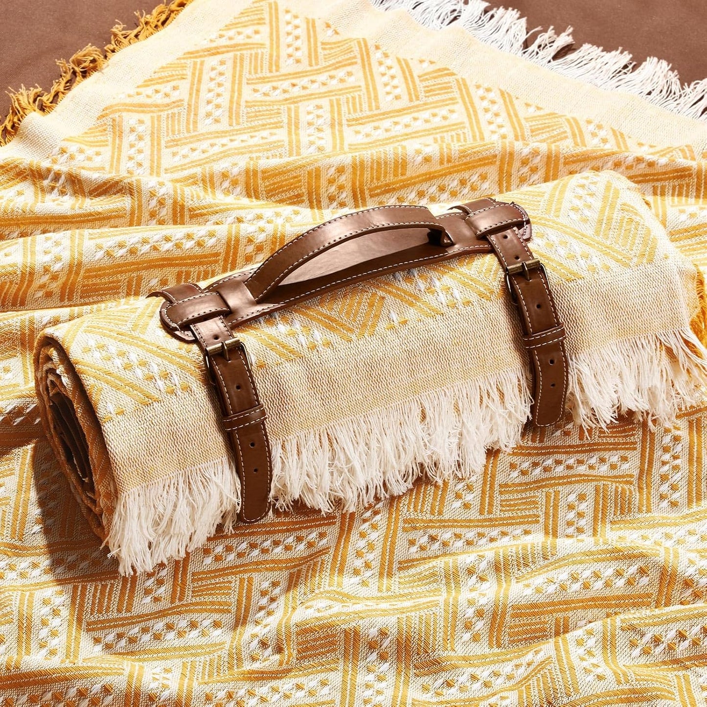 Lightweight Sand Free Blanket